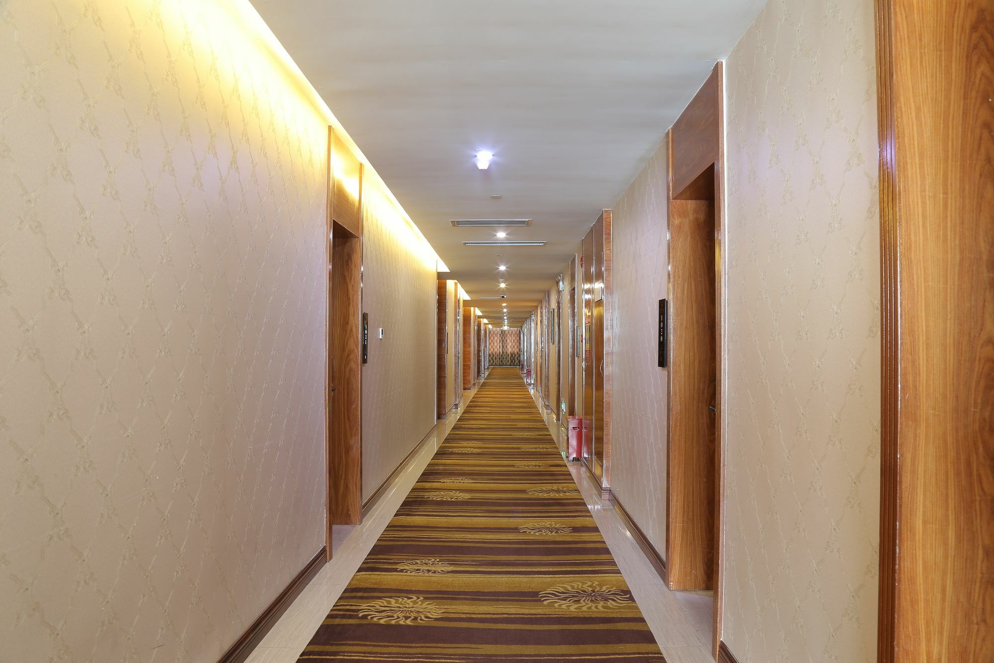 Oubon International Hotel Guangzhou Exterior photo