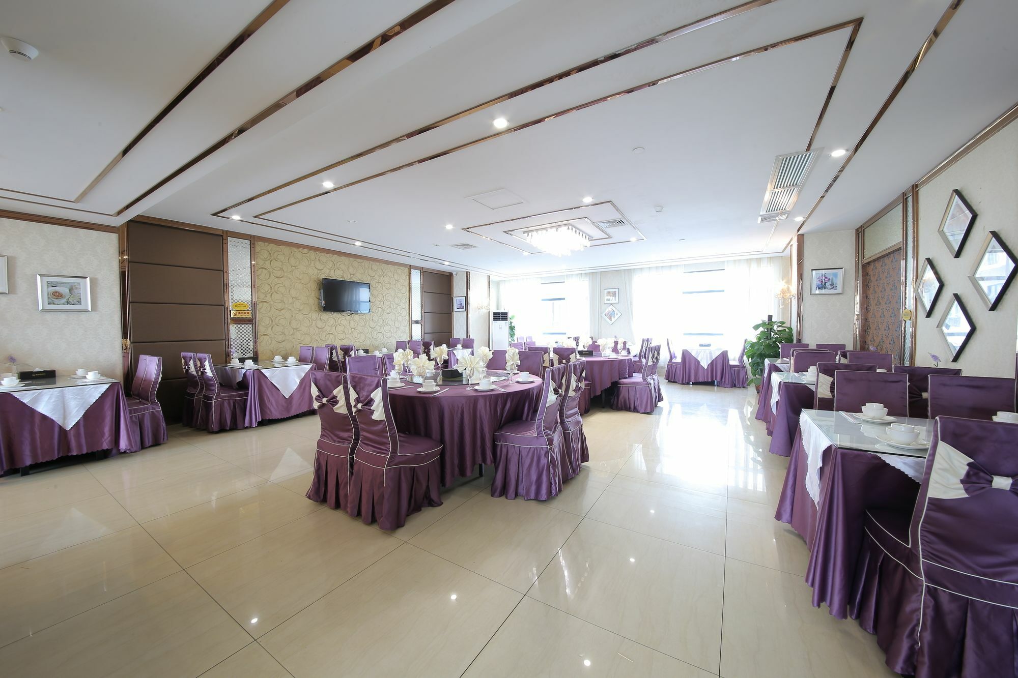 Oubon International Hotel Guangzhou Exterior photo